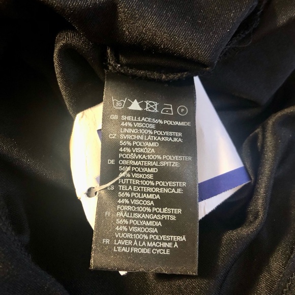 BRITISH!🇬🇧Women’s “Wednesday” Dress From the UK! Divided by H&M Sz 12 - Picture 15 of 16